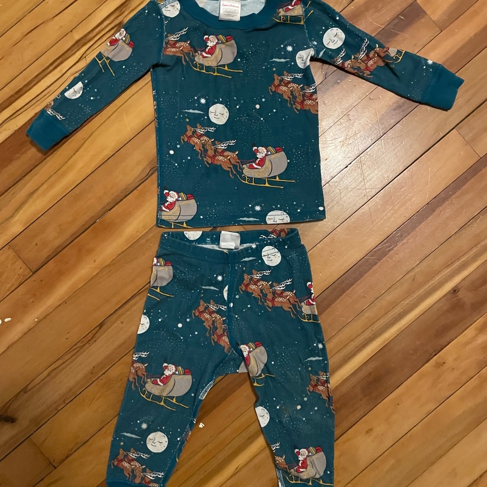 Hanna Andersson Teal Santa Sleigh Pajama Set